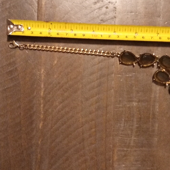 Neclace - Picture 2 of 4